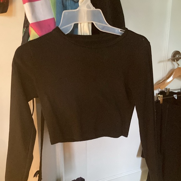 OG Babe Cropped Long Sleeve Black Top - Picture 1 of 4